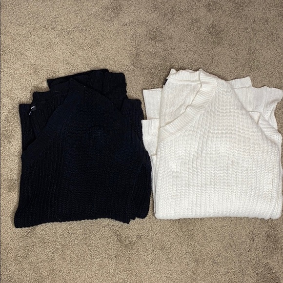 Ambiance Sweaters - TWO like New Sweaters- Black & White MEDIUM